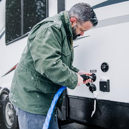 Camco Camco 50-foot Heated Water Hose for RV — Prevents Freezing Down to -20° — Certified For Drinking Water