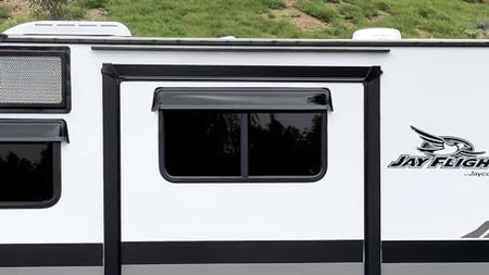 GT STYLING RV1036 RV WINDOW DEFLECTOR AND SUN VISOR