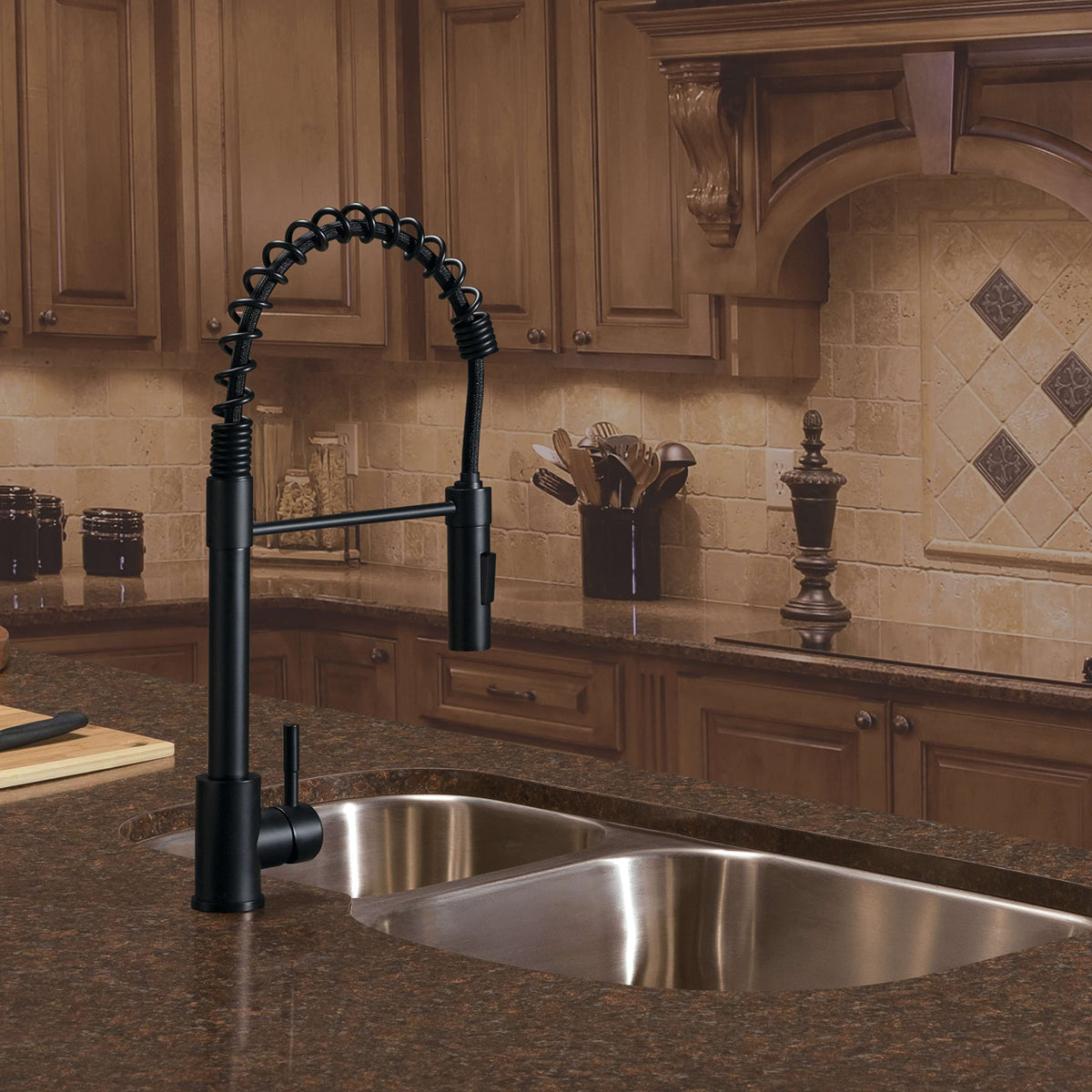 LIPPERT COMP 2021090598 COILED PULL-DOWN FAUCET-BLACK MATTE
