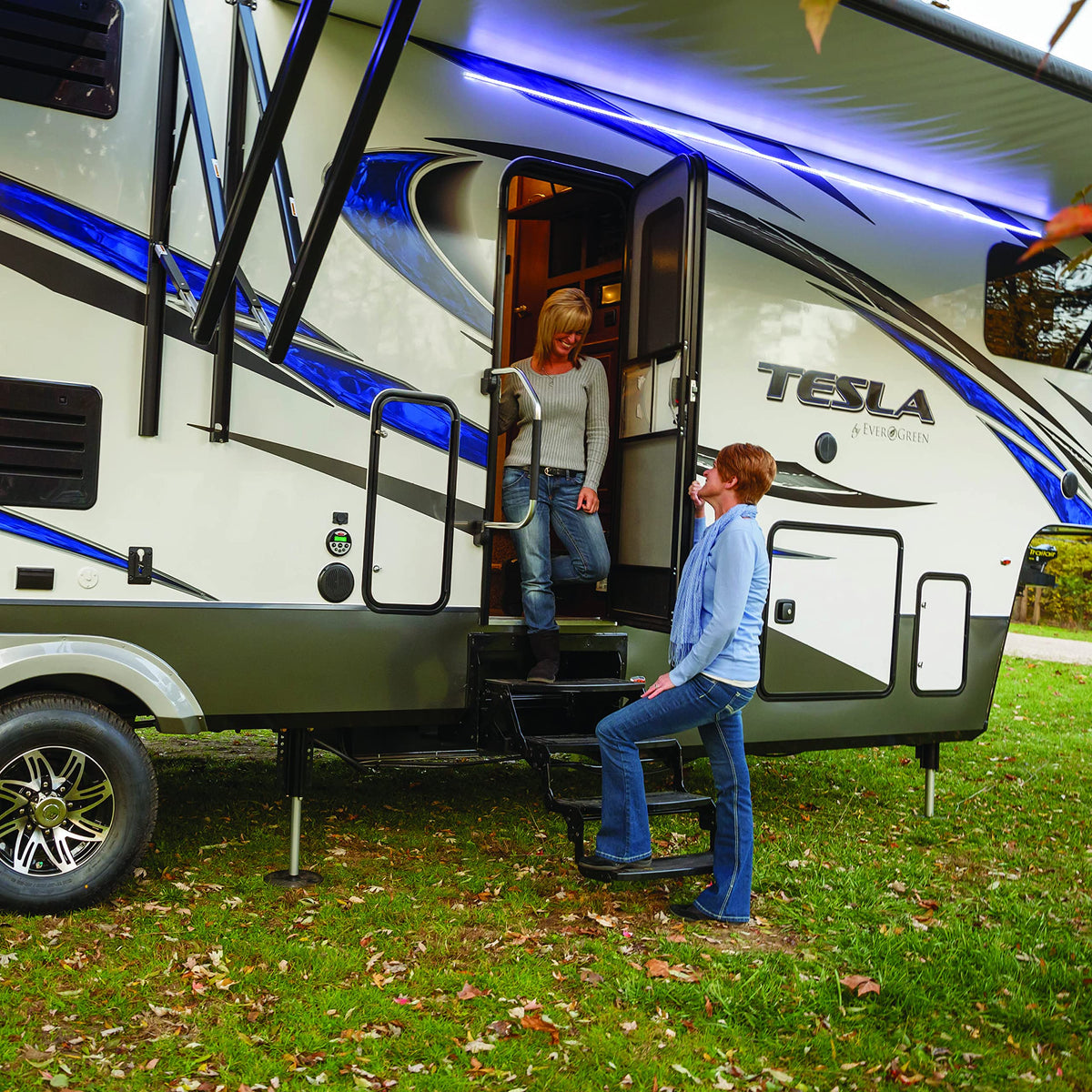 LIPPERT COMP 326192 76' SNAP TRIM SCREW COVER