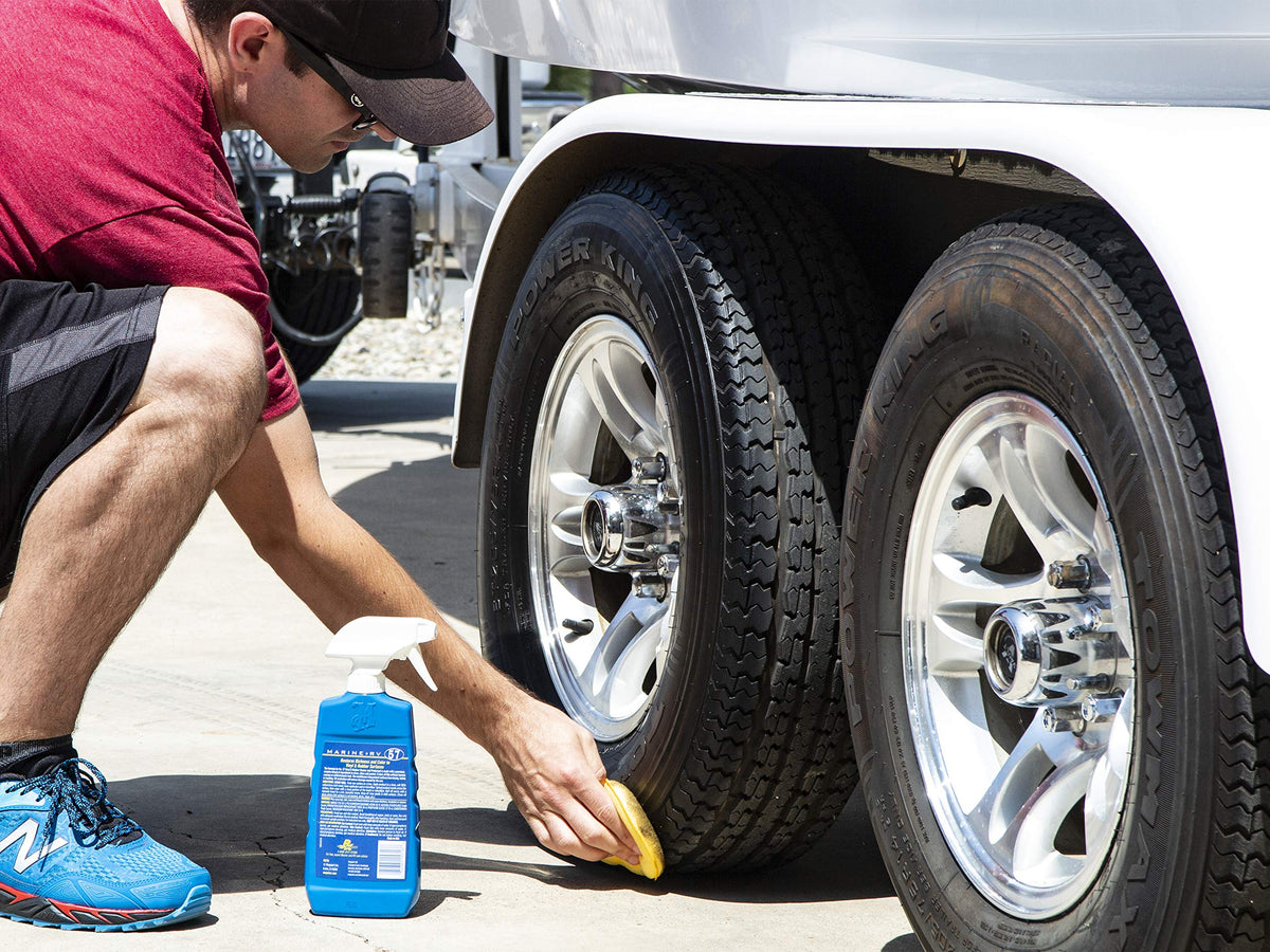MEGUIARS WAX M5716SP Meguiar's M5716 Marine/RV Vinyl & Rubber Cleaner & Protectant, Boat...