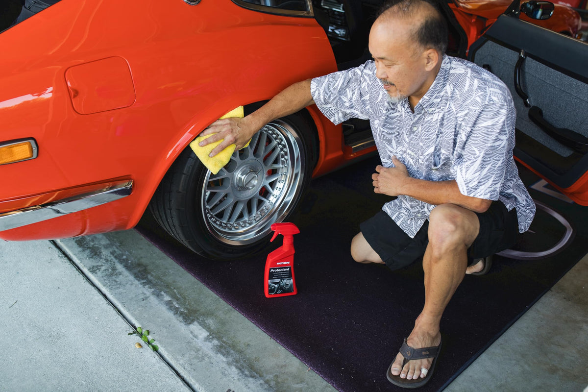 Mothers Mothers Protectant, 24 oz. – Long-Lasting UV Protection for Rubber, Vinyl & Plastic, Shields Dash,