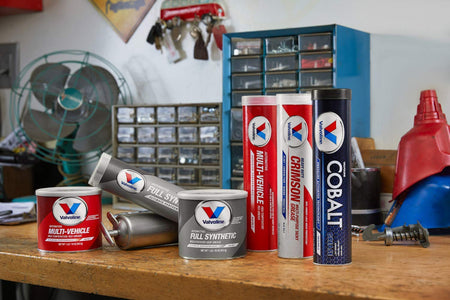 VALVOLINE VV616-EA Multi-Vehicle High Temperature Red Grease 4 LB Tub Engine & Performance